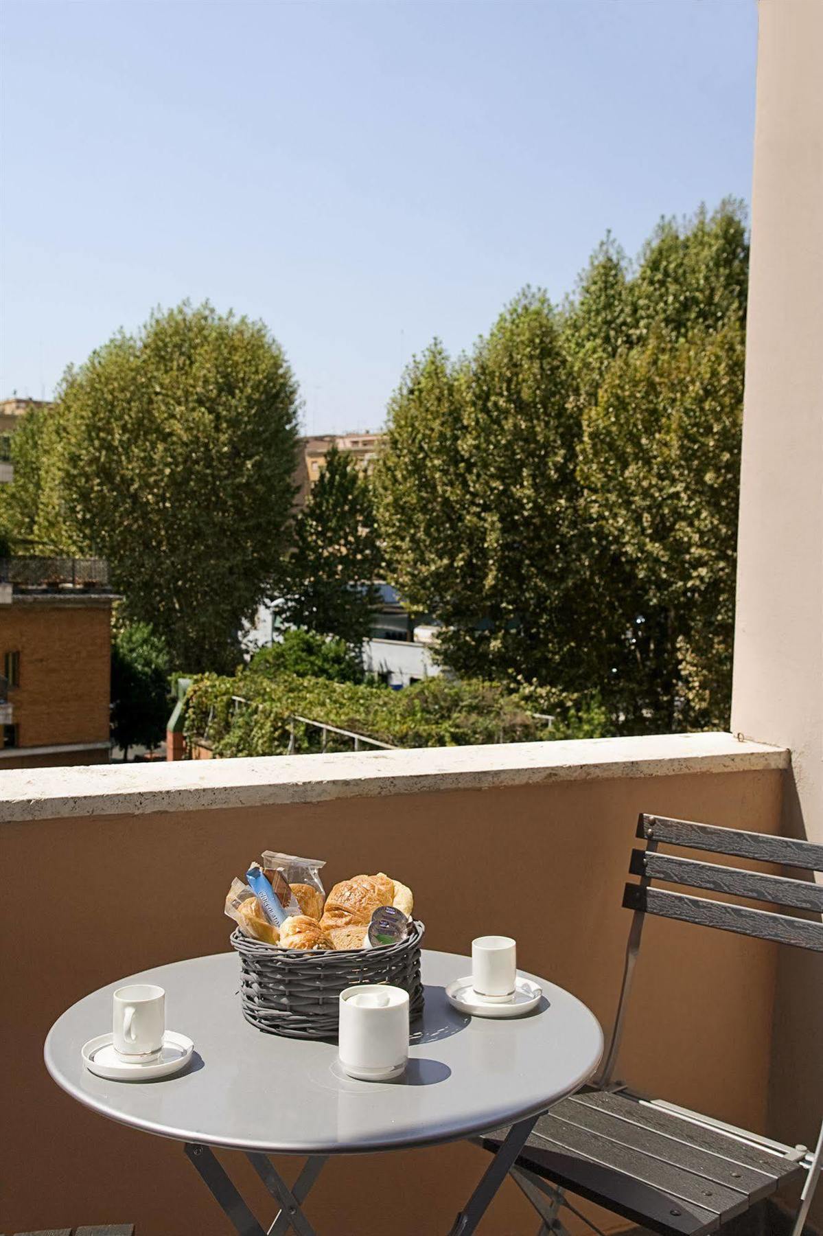 Bed and Breakfast Le Cupole Roma Exterior foto
