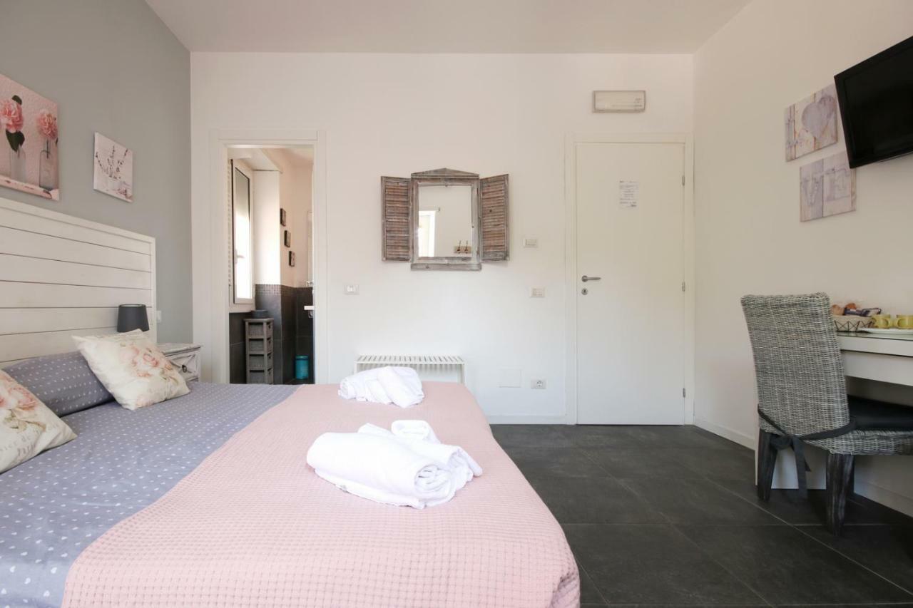 Bed and Breakfast Le Cupole Roma Exterior foto